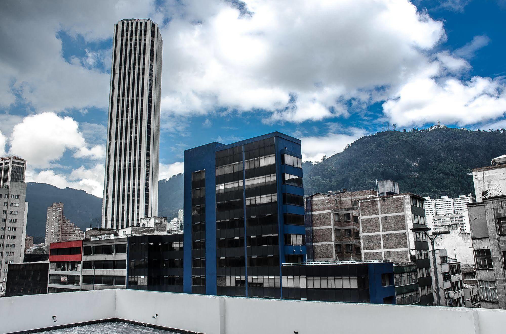 Hotel Ayenda 1077 Hills 3*